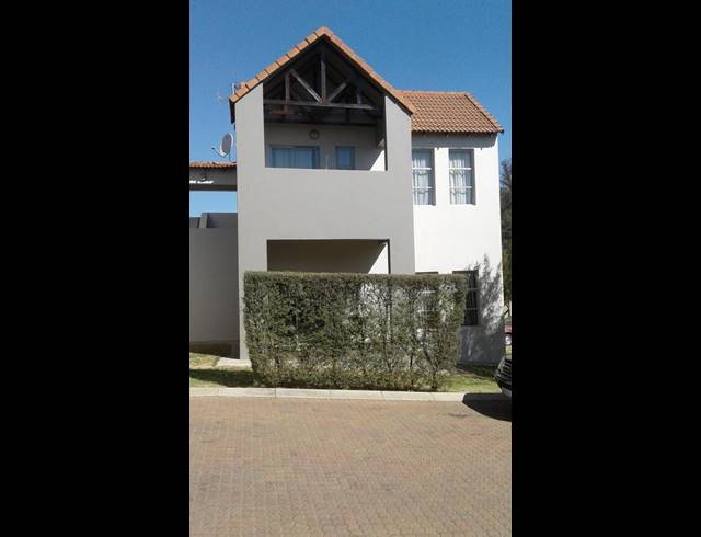 2 BEDROOM HOUSE FOR SALE IN BUCCLEUCH